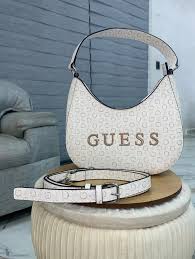 [10008] Baguett Guess